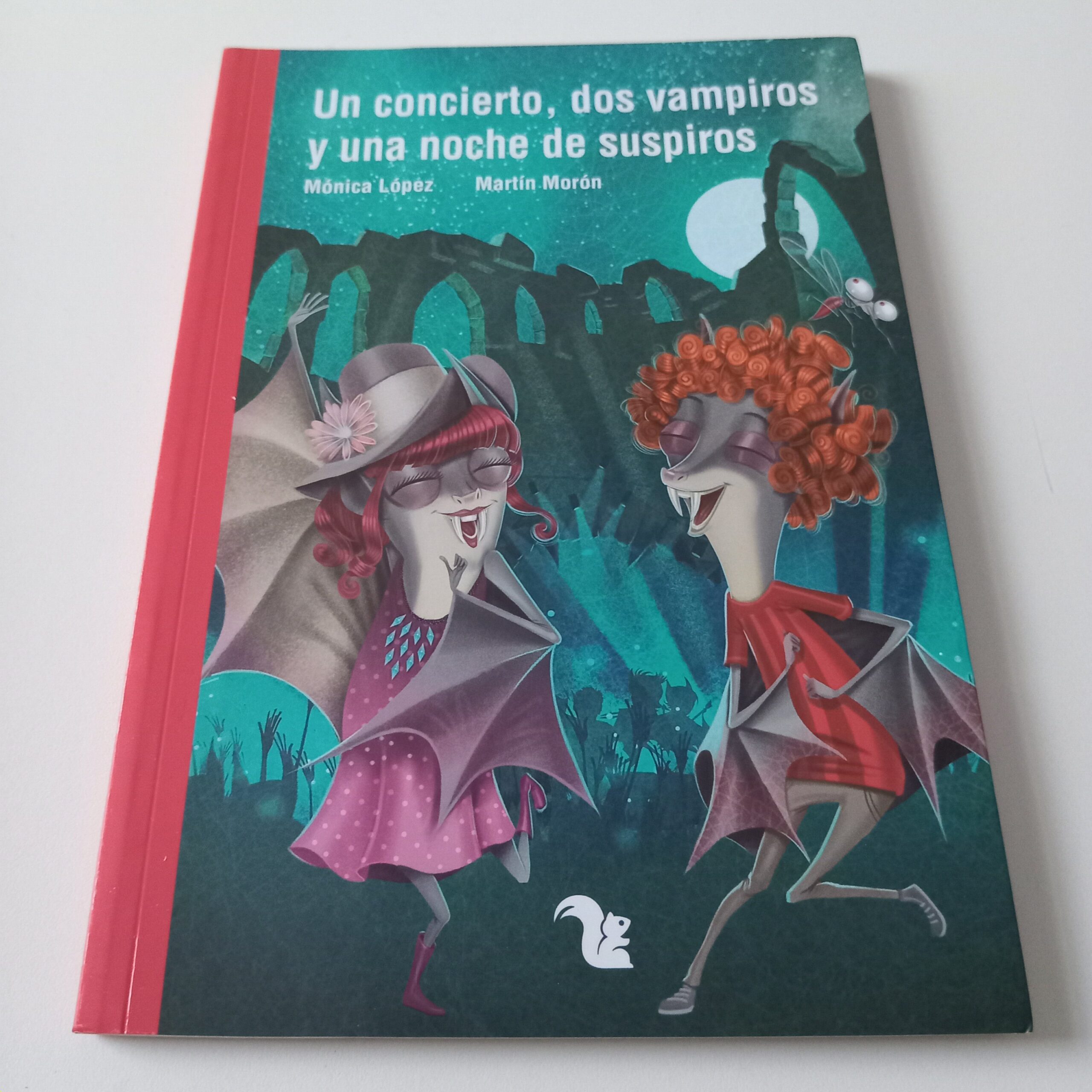 Un concierto, dos vampiros y una noche de suspiros - Mónica López / Martín Morón - AZ Editora - Imagen 2