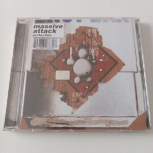 Massive Attack - Protection