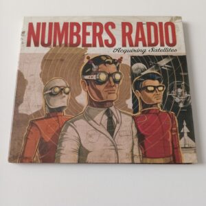 Numbers Radio – Acquiring Satellites (Importado)